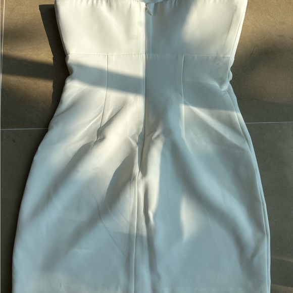 Renn Mini Dress in Ivory White- Lovers and Friends - Picture 4 of 6